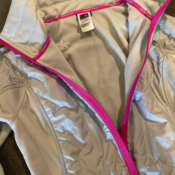 North face jacket - Picture 4 of 5